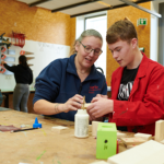 Docent praktijkgerichte vakken  en rekenen    DR0098