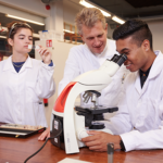Docent Chemie   R007