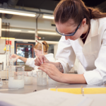 Technisch onderwijsassistent Laboratorium   (R006)