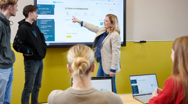 Docent economie, economie en ondernemen (R028)