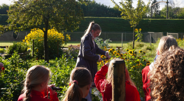 Blog: “Bij docent zijn komt zoveel meer kijken dan alleen lesgeven ”